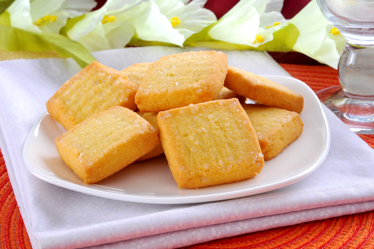 Almond Shortbread Cookies