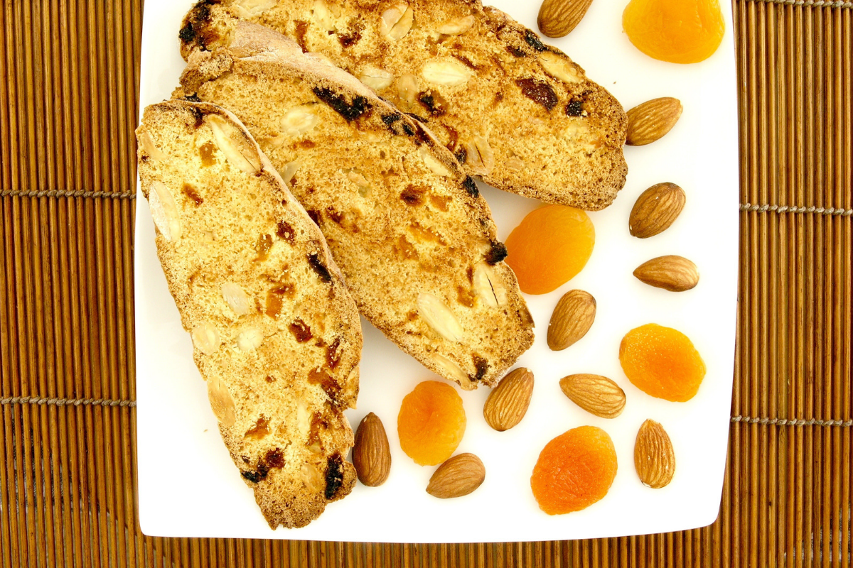 Almond Apricot Biscotti