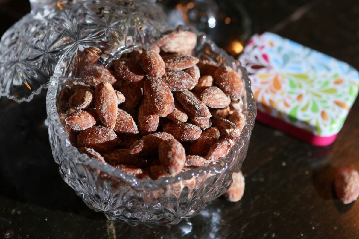 Cinnamon Glazed Almonds