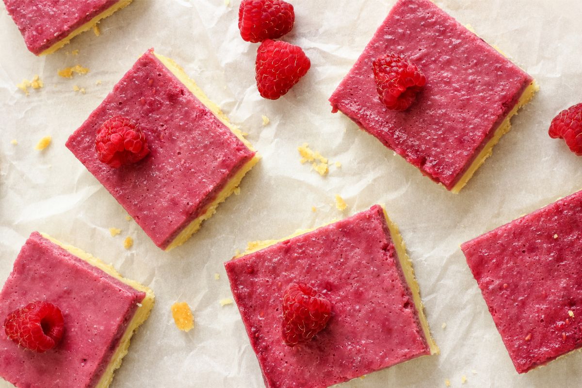 Almond Raspberry Bars