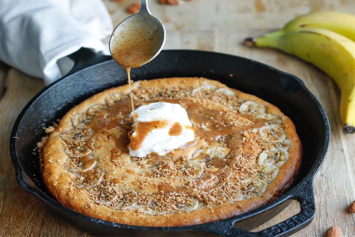 One Pan Breakfast Banana Cake