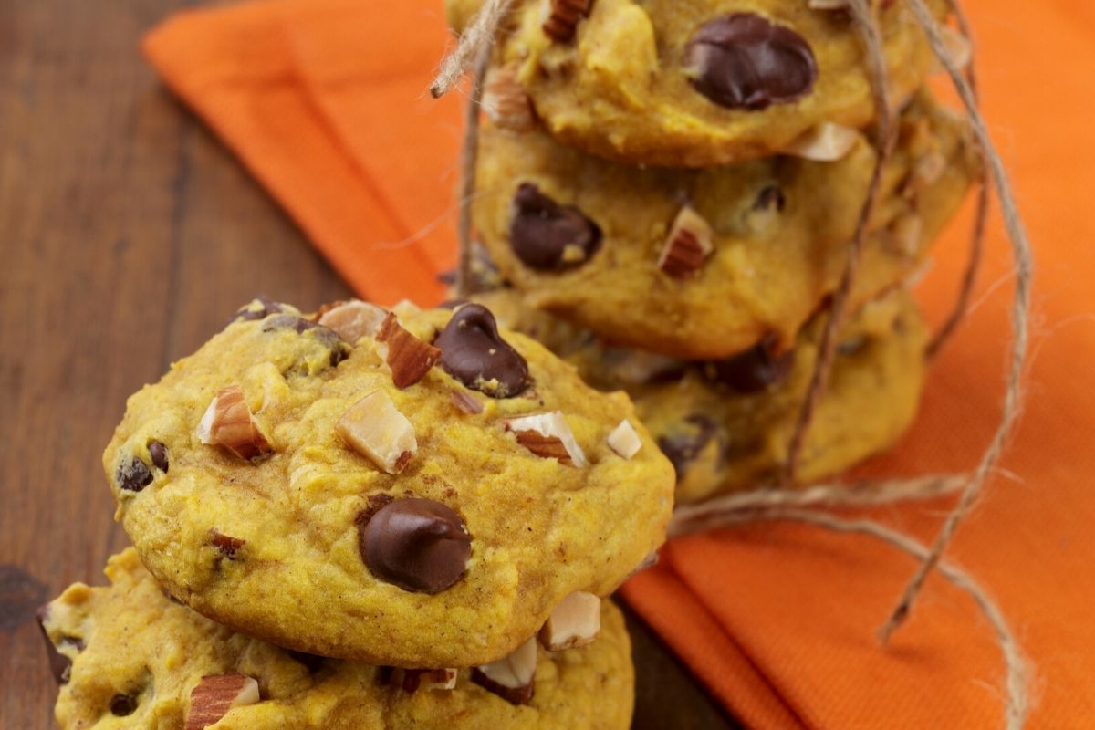 Pumpkin Almond Chip Cookies