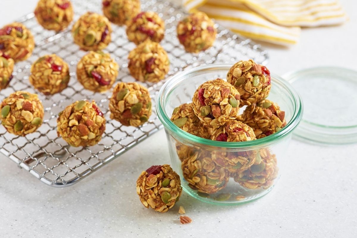 Pumpkin Cranberry Almond Bites